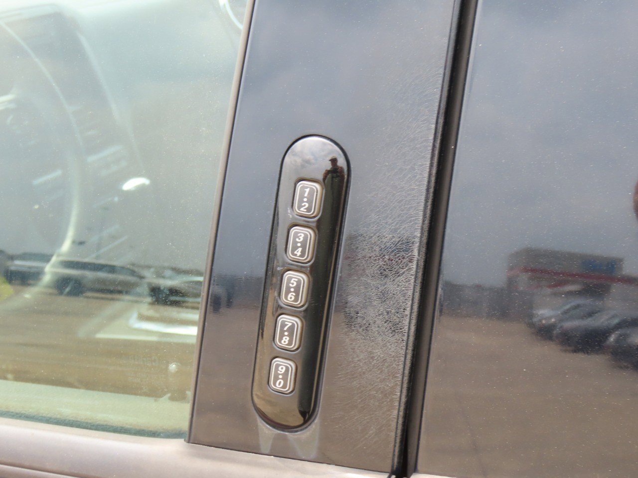 Used 2006 Ford Explorer Limited AWD/4WD image 17