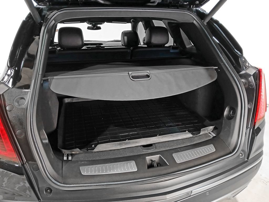 Certified 2022 Cadillac XT5 Premium Luxury AWD/4WD image 8