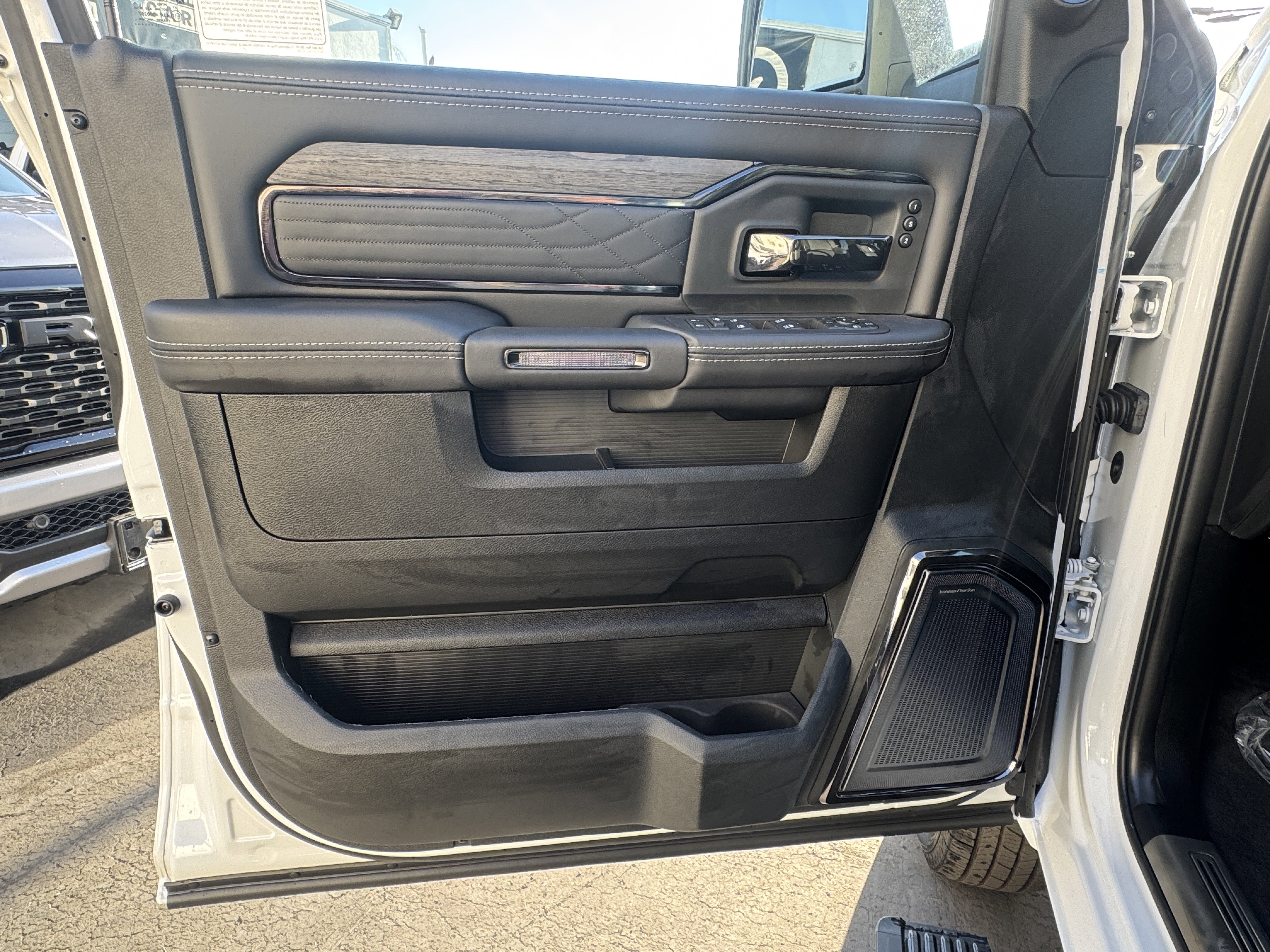 New 2026 RAM 3500 Limited image 16