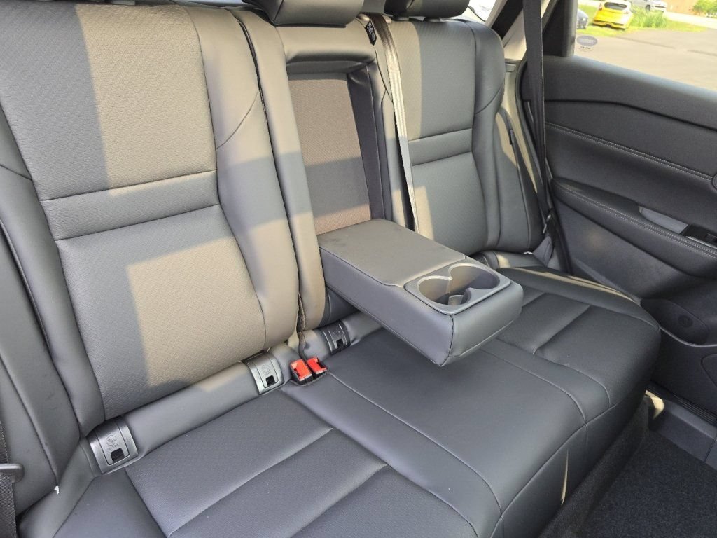 New 2026 Nissan Rogue Dark Armor AWD/4WD image 15