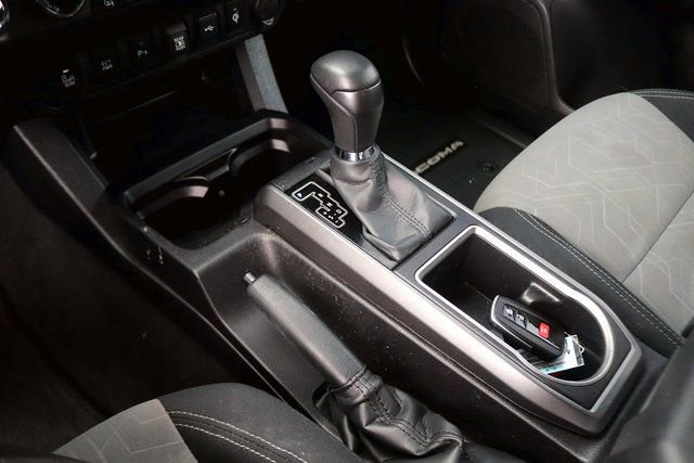 Used 2023 Toyota Tacoma TRD Off-Road w/ Technology Package AWD/4WD image 20