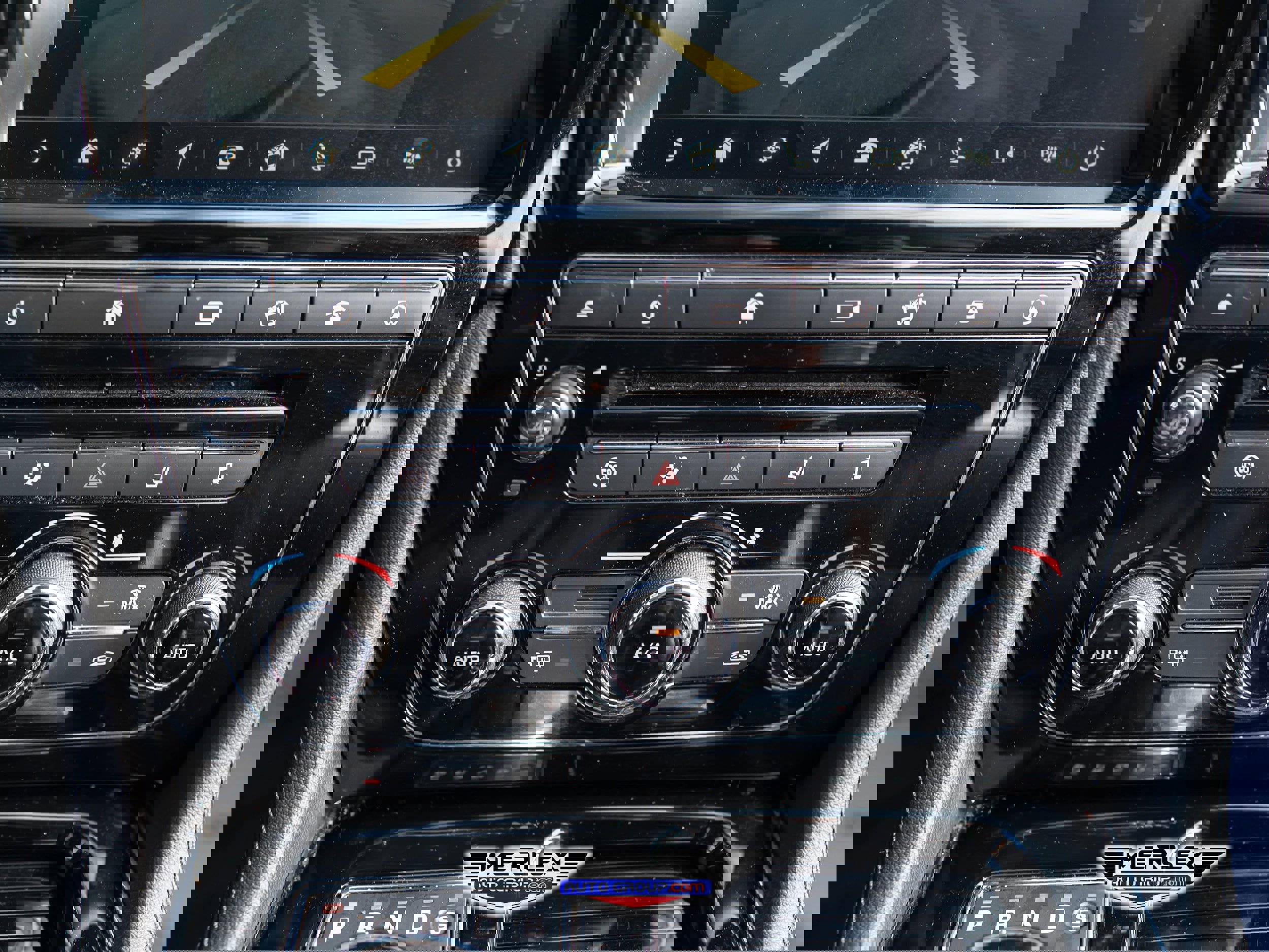 Used 2019 Jaguar XJ R-Sport image 34