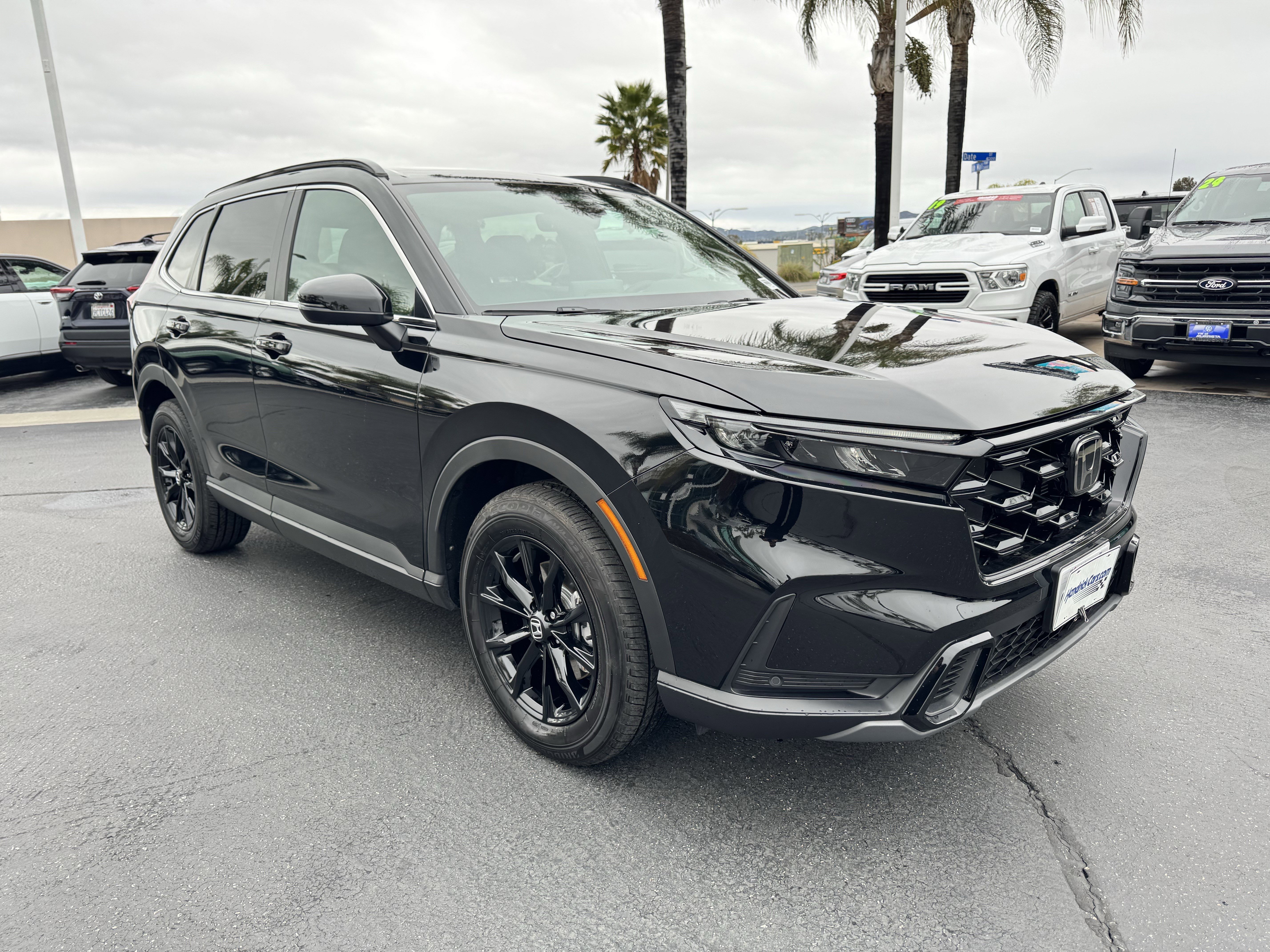 Used 2025 Honda CR-V Sport-L image 2