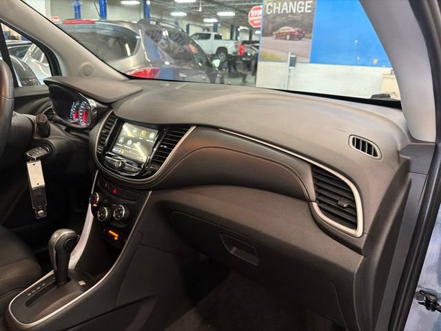 Used 2019 Chevrolet Trax LT AWD/4WD image 26