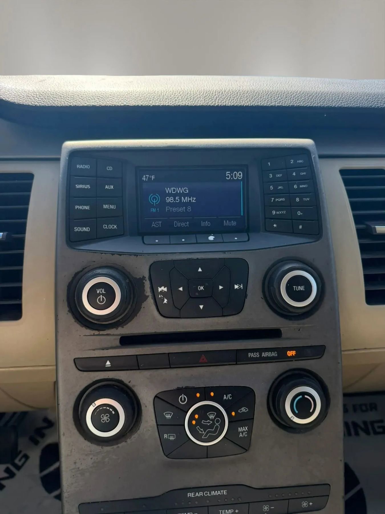 Used 2017 Ford Flex SE image 15