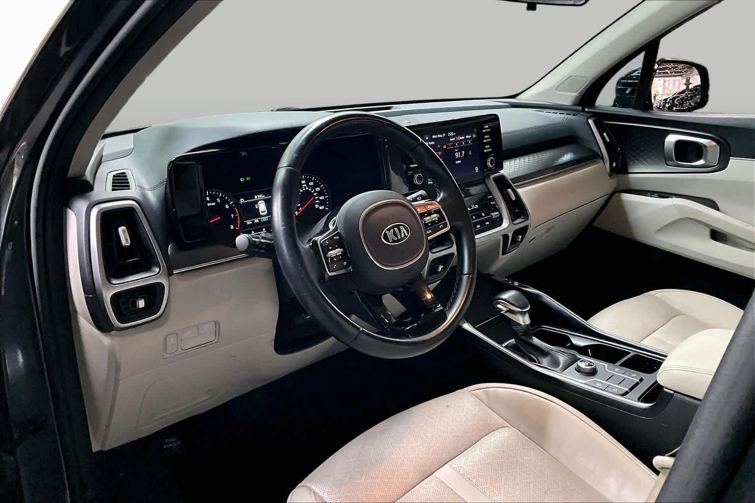 Used 2021 Kia Sorento S FWD image 17