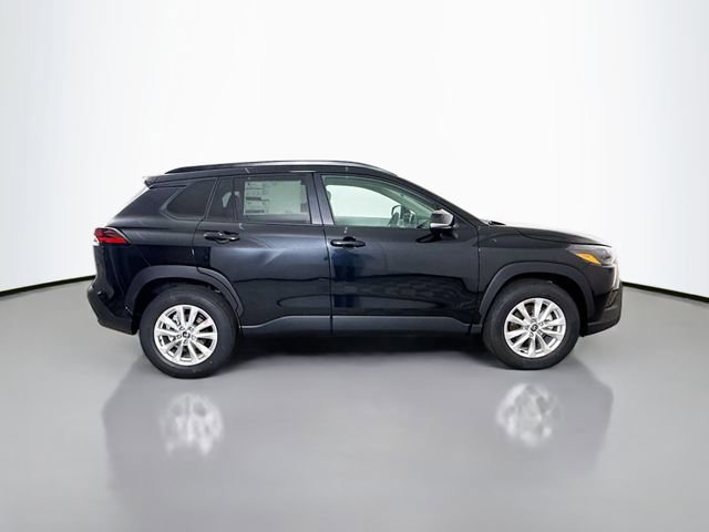 New 2026 Toyota Corolla Cross LE image 8