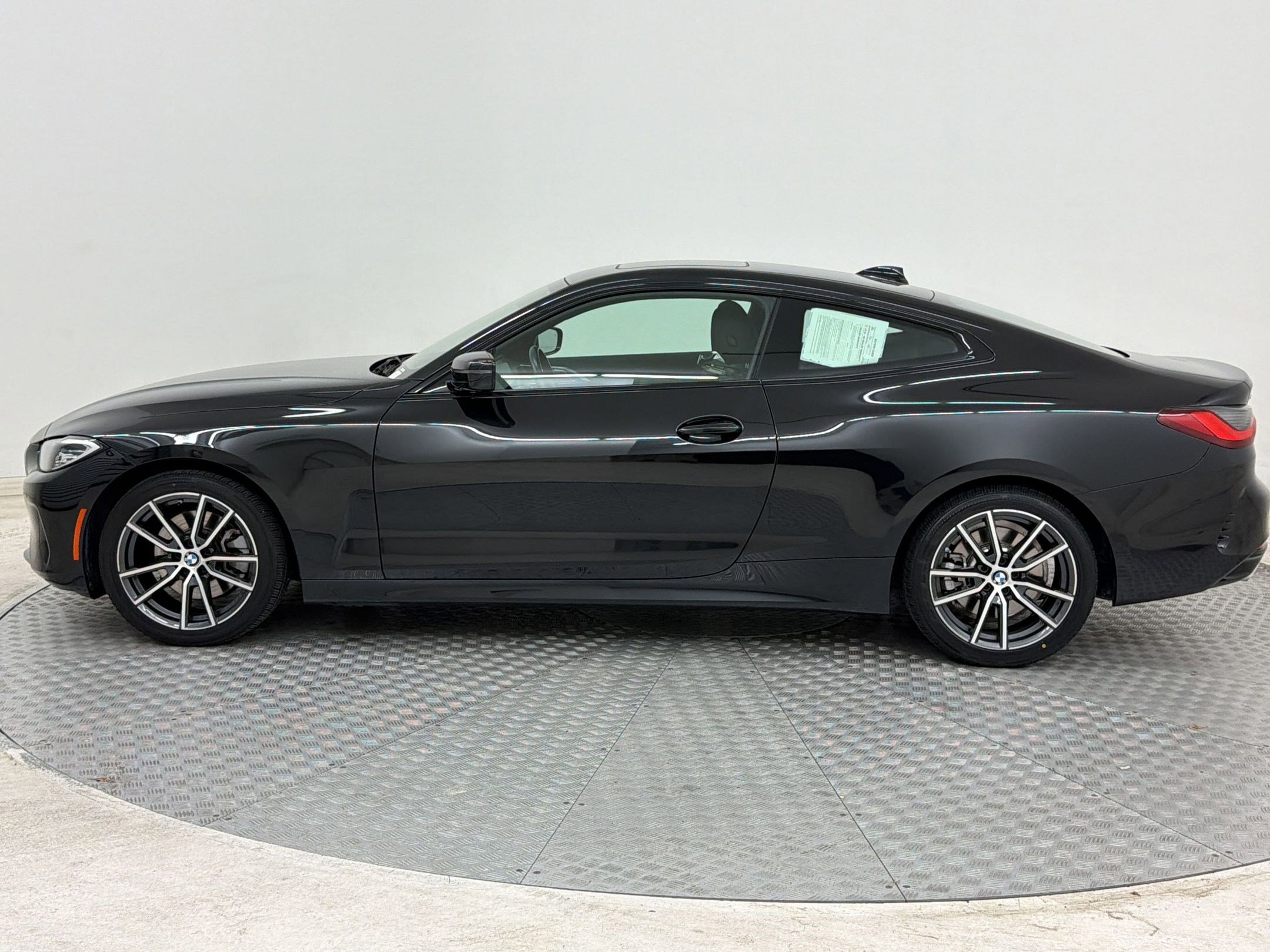 Used 2021 BMW 430i xDrive Coupe w/ Premium Package AWD/4WD image 2