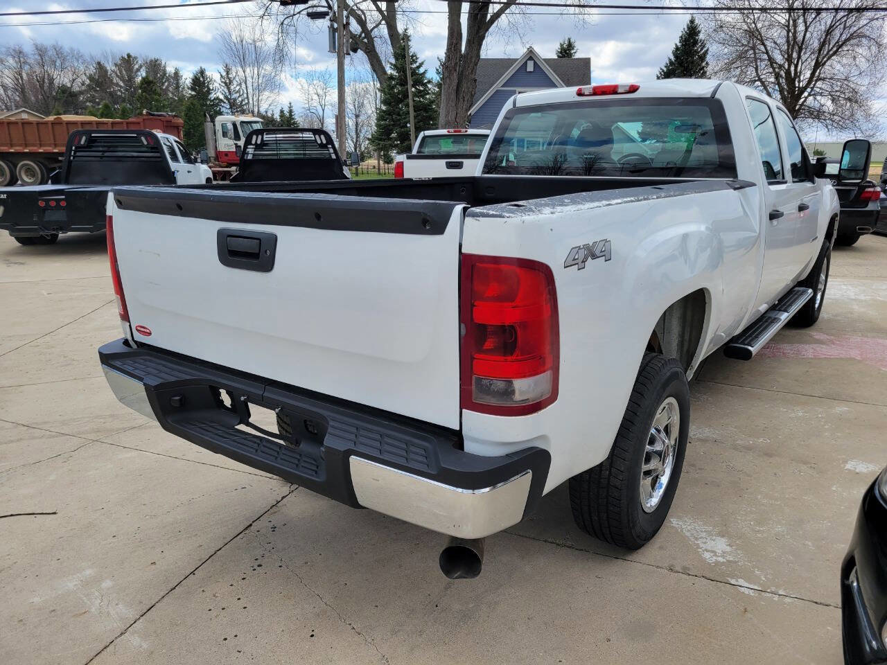 Used 2013 GMC Sierra 2500 W/T w/ Snow Plow Prep Package AWD/4WD image 4