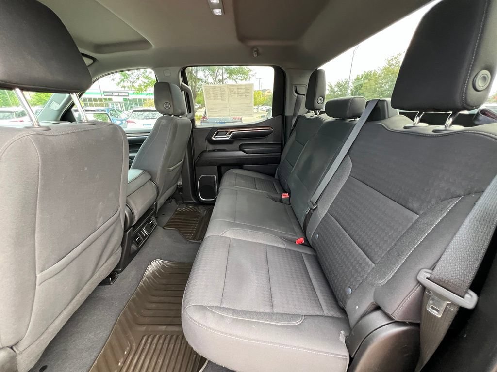 Used 2023 Chevrolet Silverado 1500 LT AWD/4WD image 20