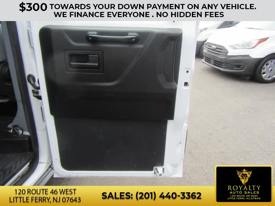 Used 2018 Ford Transit 250 130 Low Roof image 28