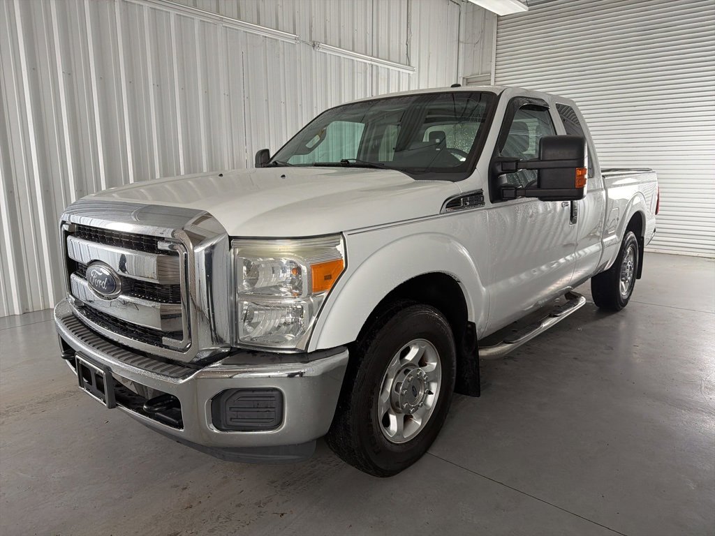 Used 2014 Ford F250 XLT w/ XLT Interior Package image 3