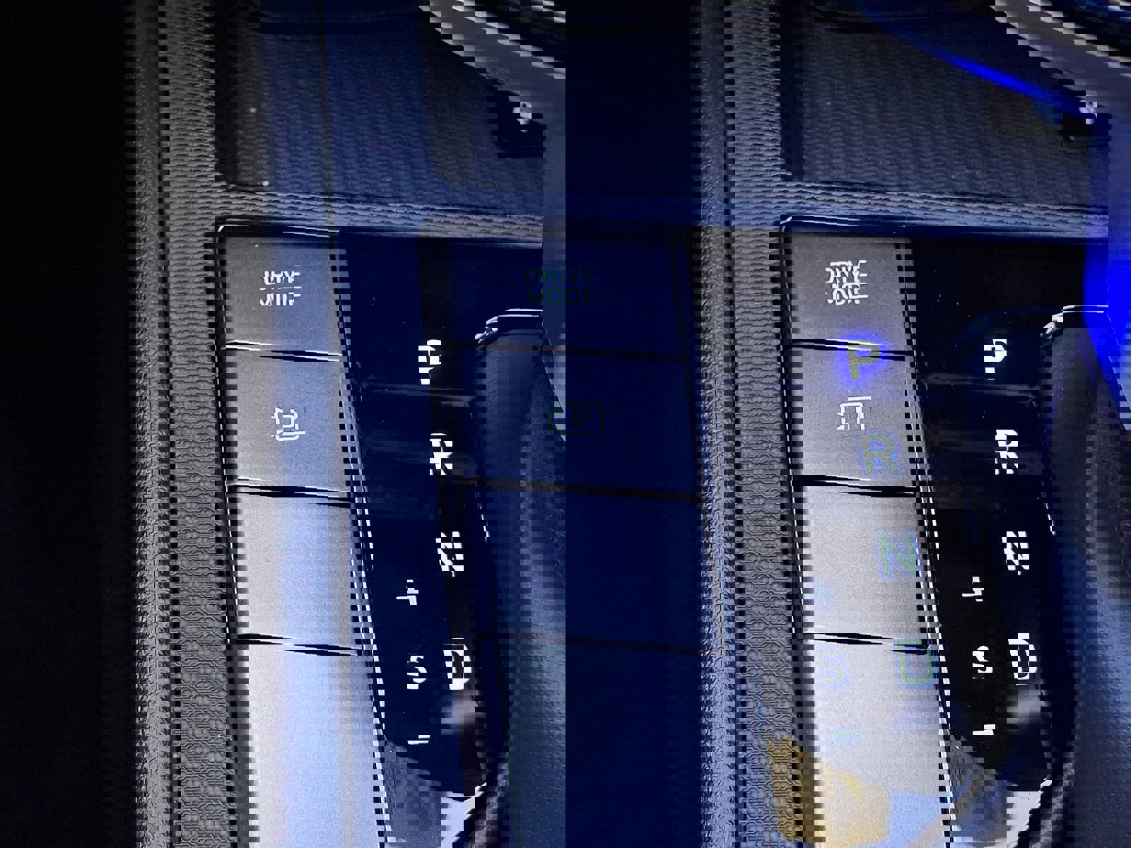 Certified 2025 Hyundai Elantra Sport FWD image 24