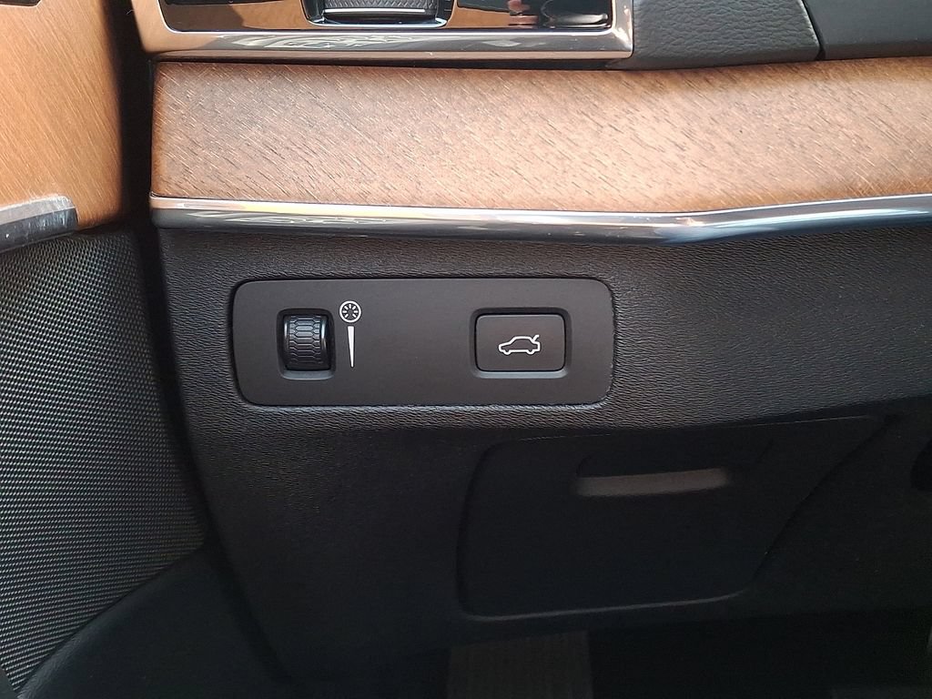 Used 2020 Volvo XC90 T6 Inscription w/ Protection Package Premier AWD/4WD image 28