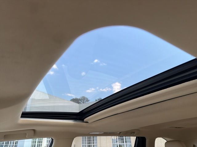 Used 2017 Toyota Highlander XLE image 32