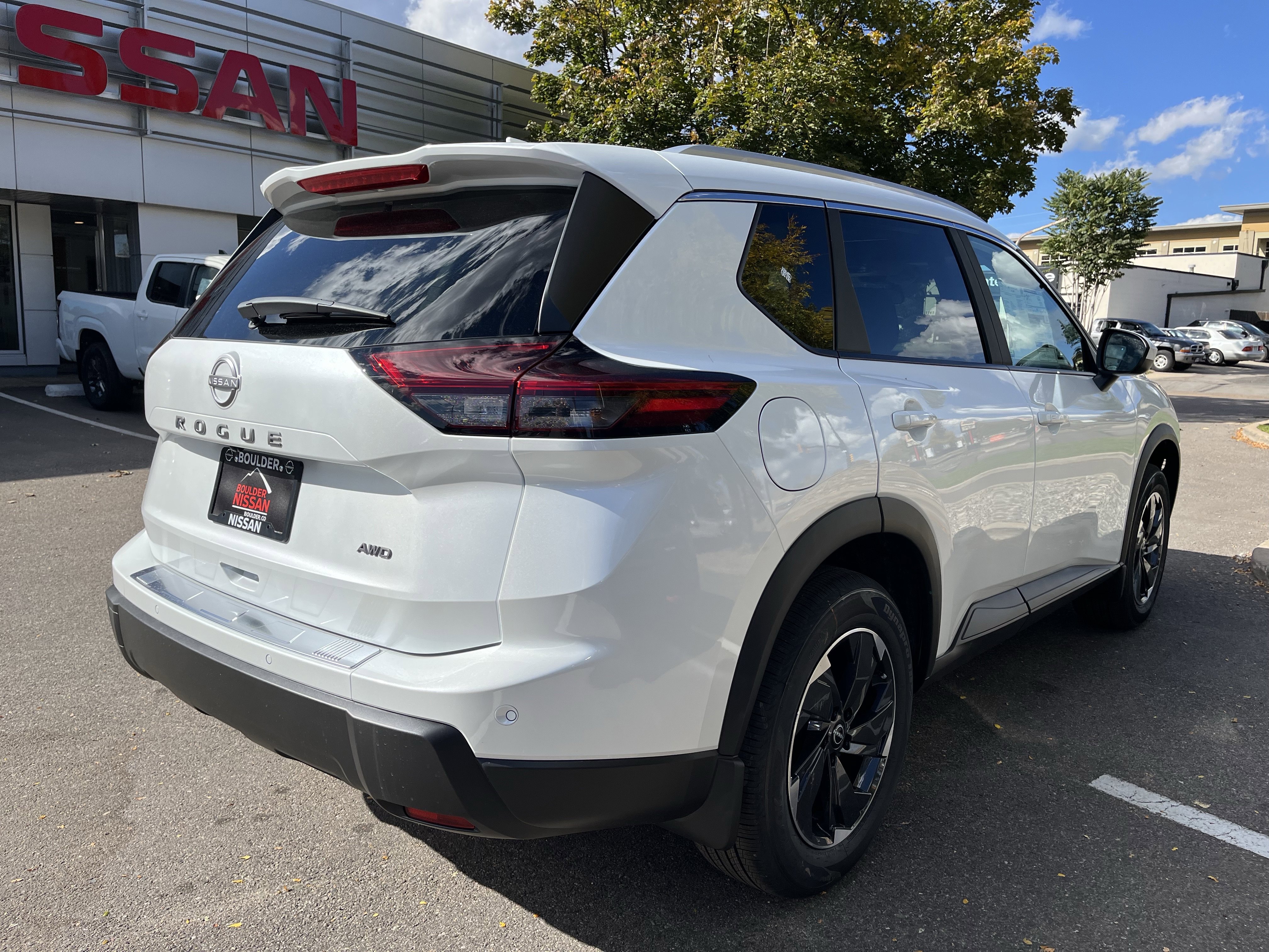 New 2026 Nissan Rogue SV image 7
