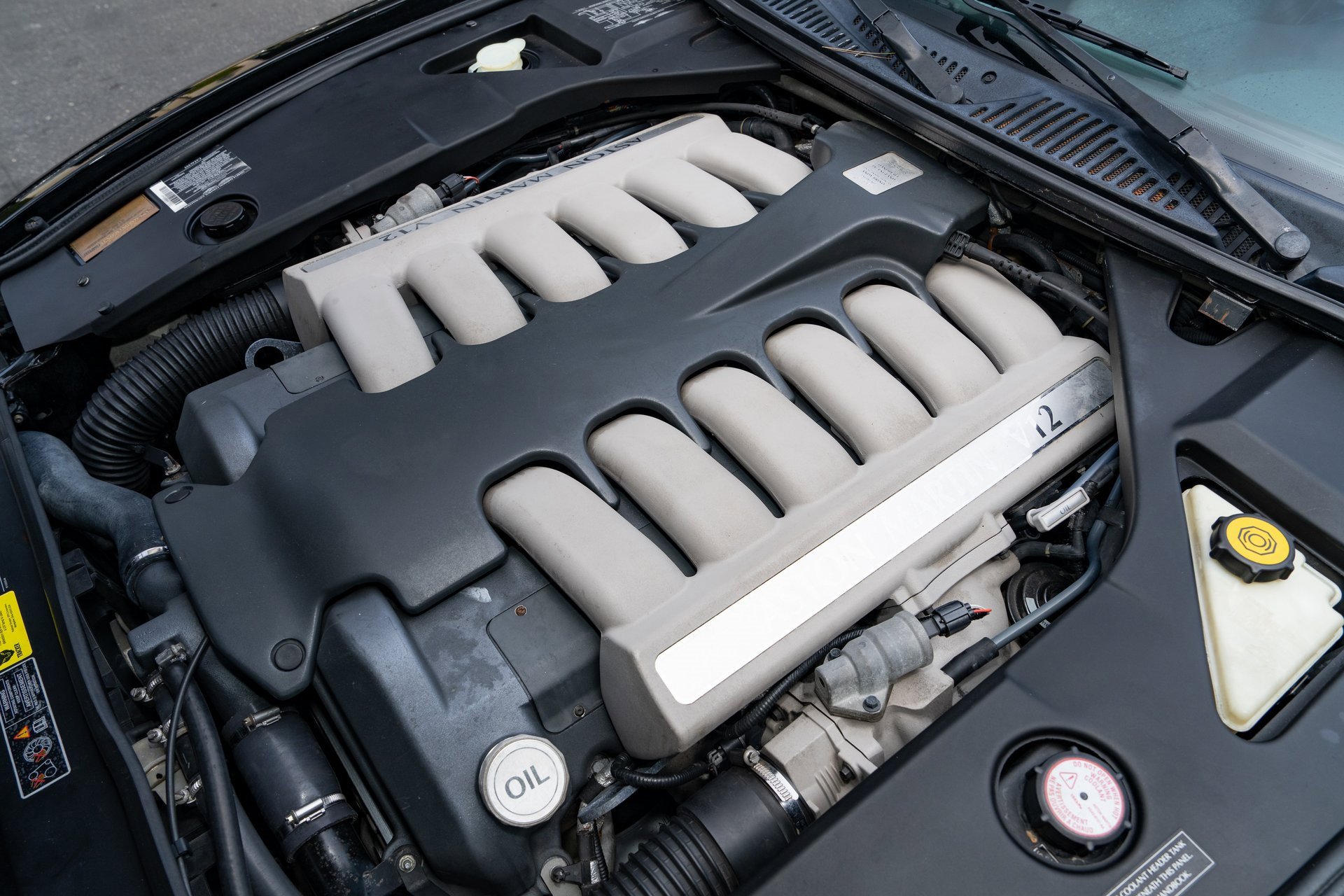 Used 2002 Aston Martin DB7 Vantage image 12