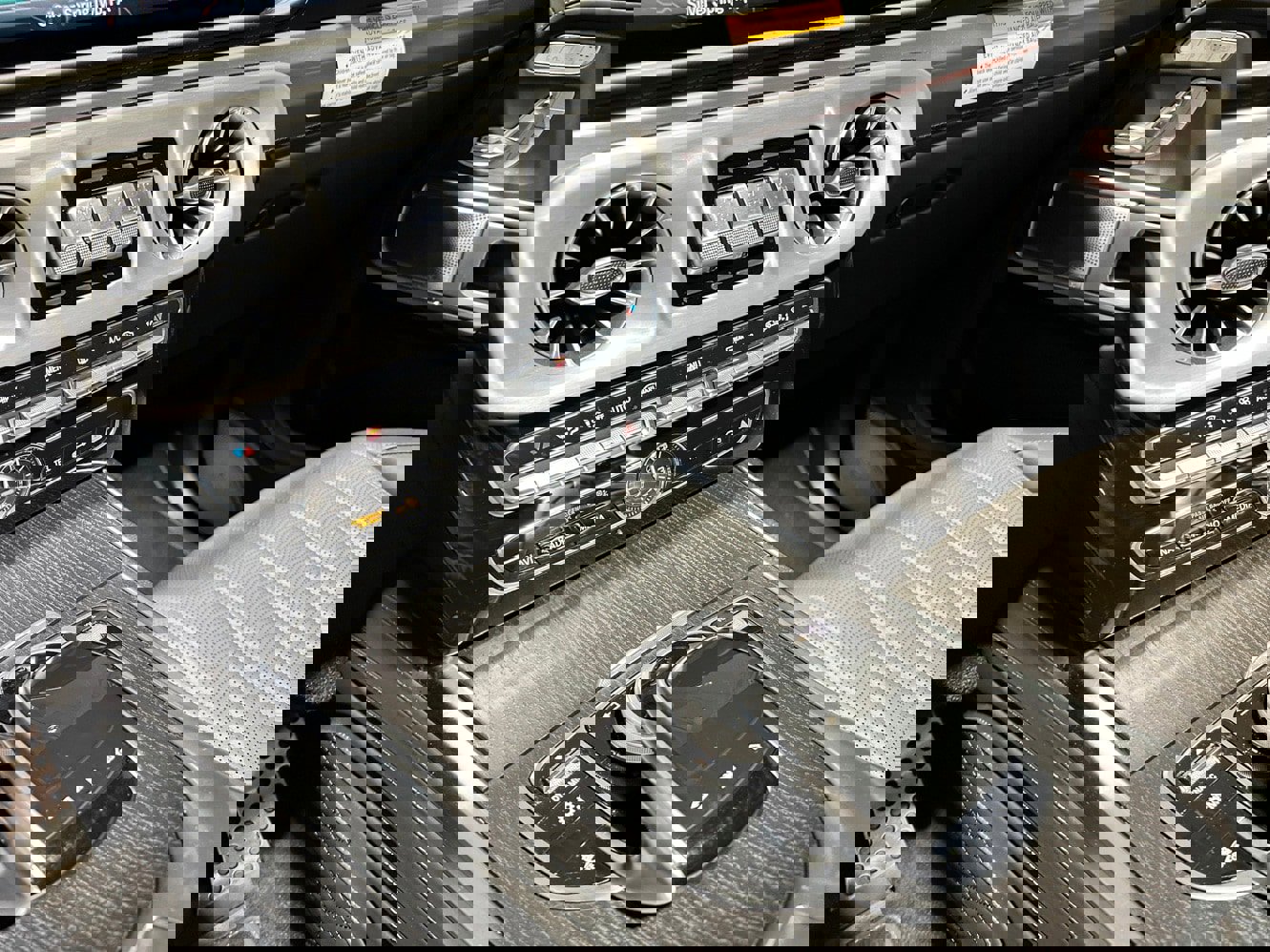 Certified 2024 Mercedes-Benz G 550 image 25