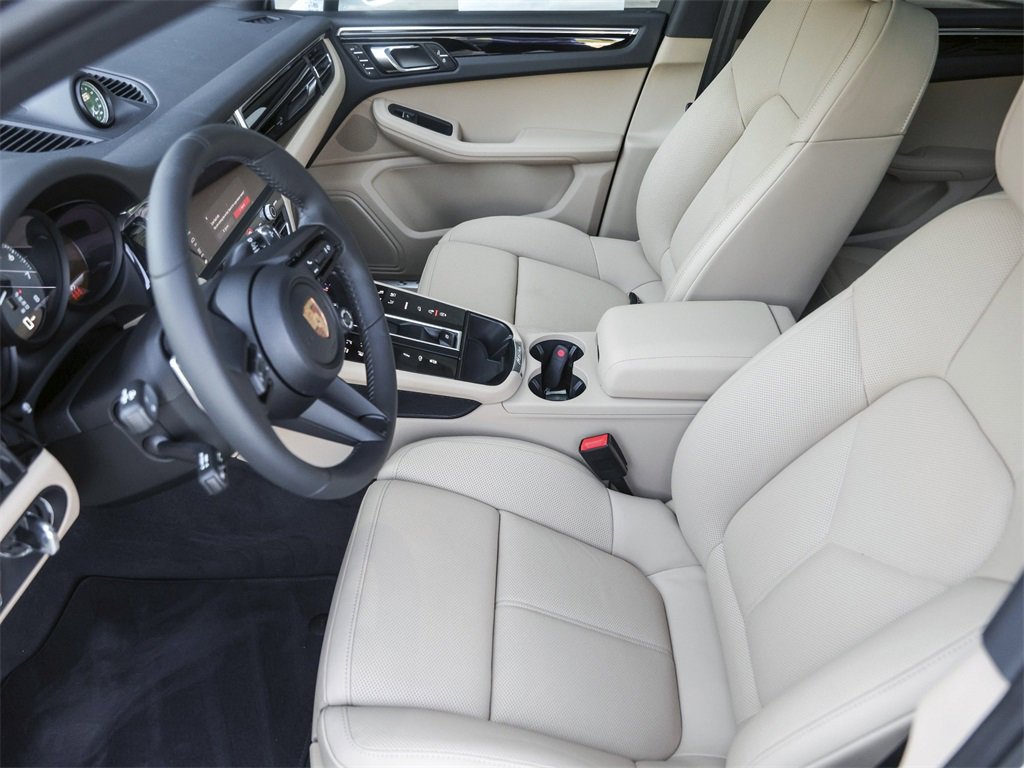 New 2026 Porsche Macan S image 17