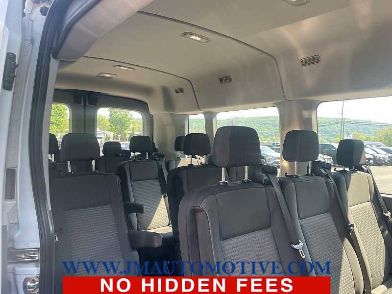 Used 2023 Ford Transit 350 XLT RWD image 4