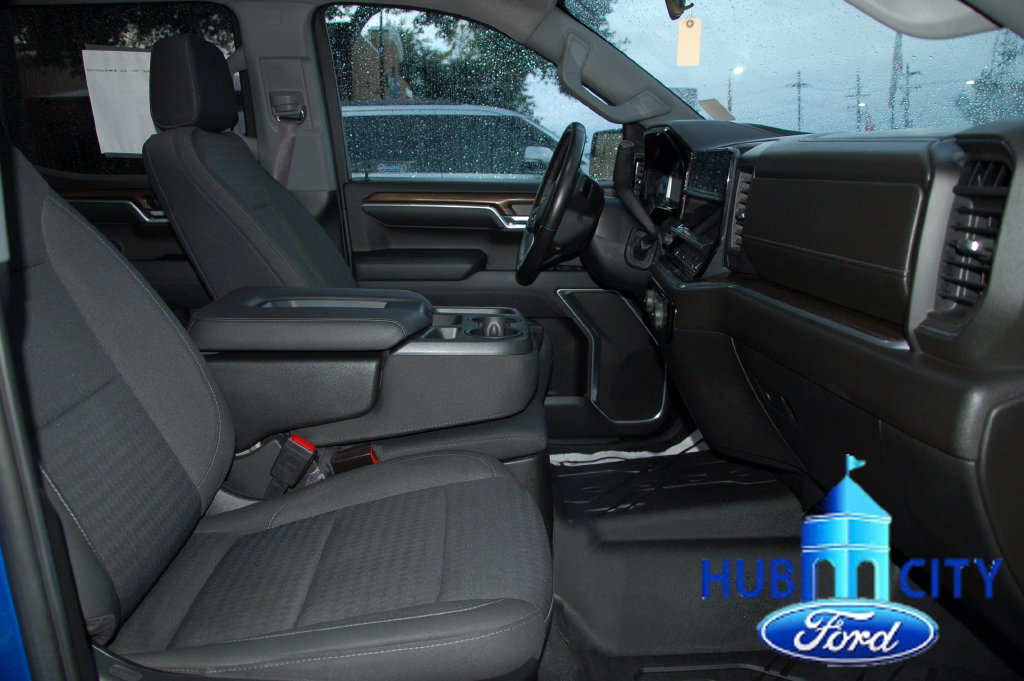 Used 2022 Chevrolet Silverado 1500 LT RWD image 16