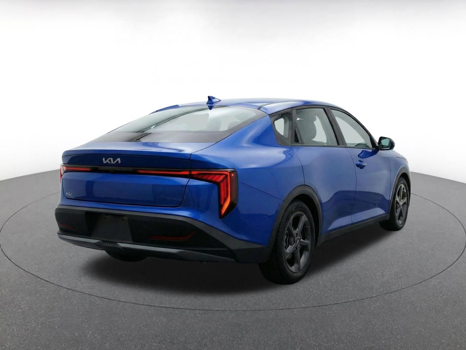 Used 2025 Kia K4 FWD image 9