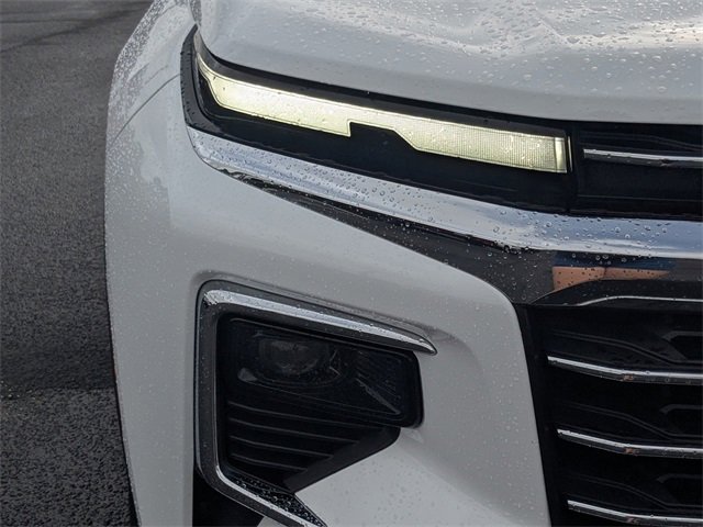 Used 2025 Chevrolet Traverse LT image 9