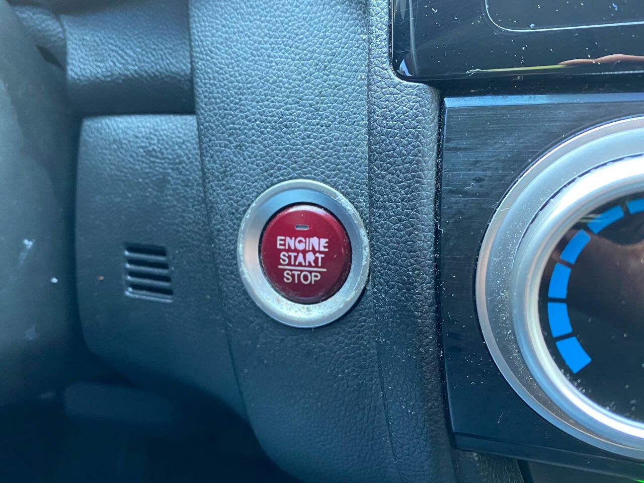 Used 2015 Honda Fit EX-L image 18