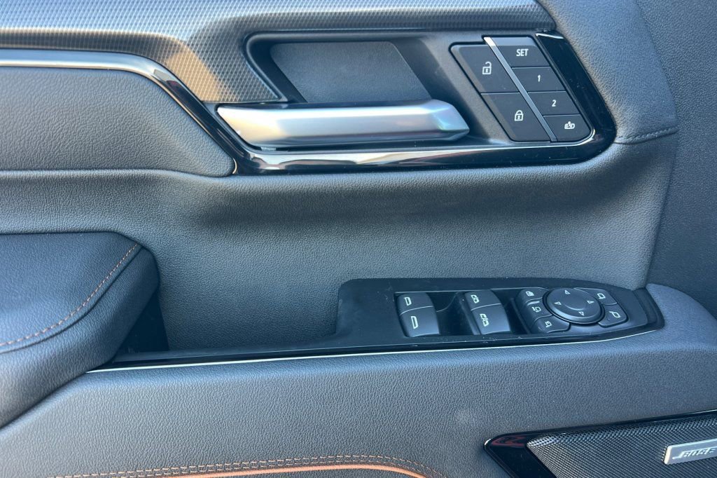 New 2026 GMC Sierra 2500 AT4 w/ AT4 Premium Plus Package image 8