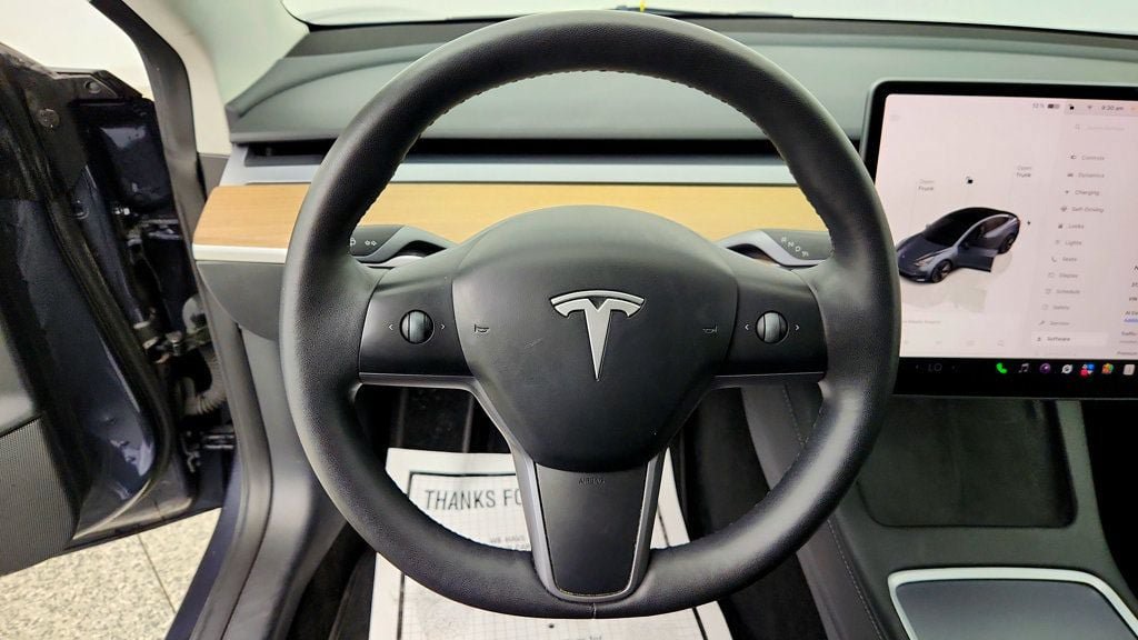 Used 2023 Tesla Model 3 Standard Range RWD image 13