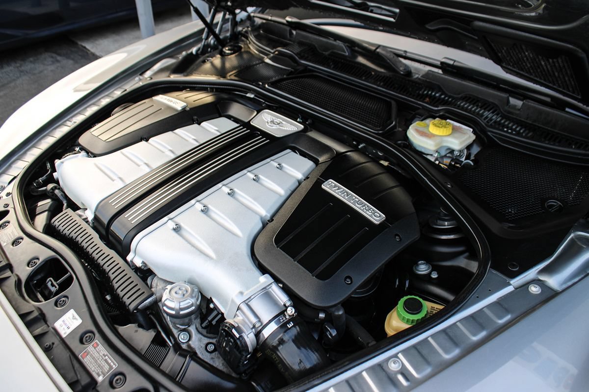 Used 2016 Bentley Continental GT AWD/4WD image 31