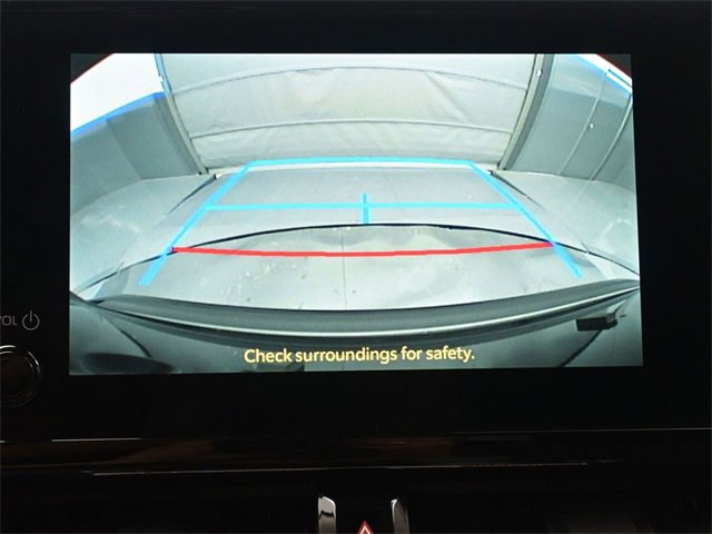 Used 2025 Toyota Corolla LE image 6