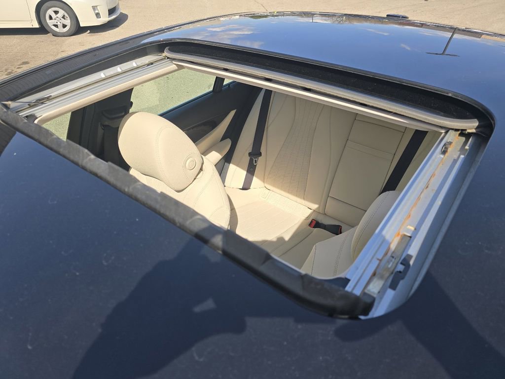 Used 2020 Mercedes-Benz E 350 Sedan w/ Premium Package image 3