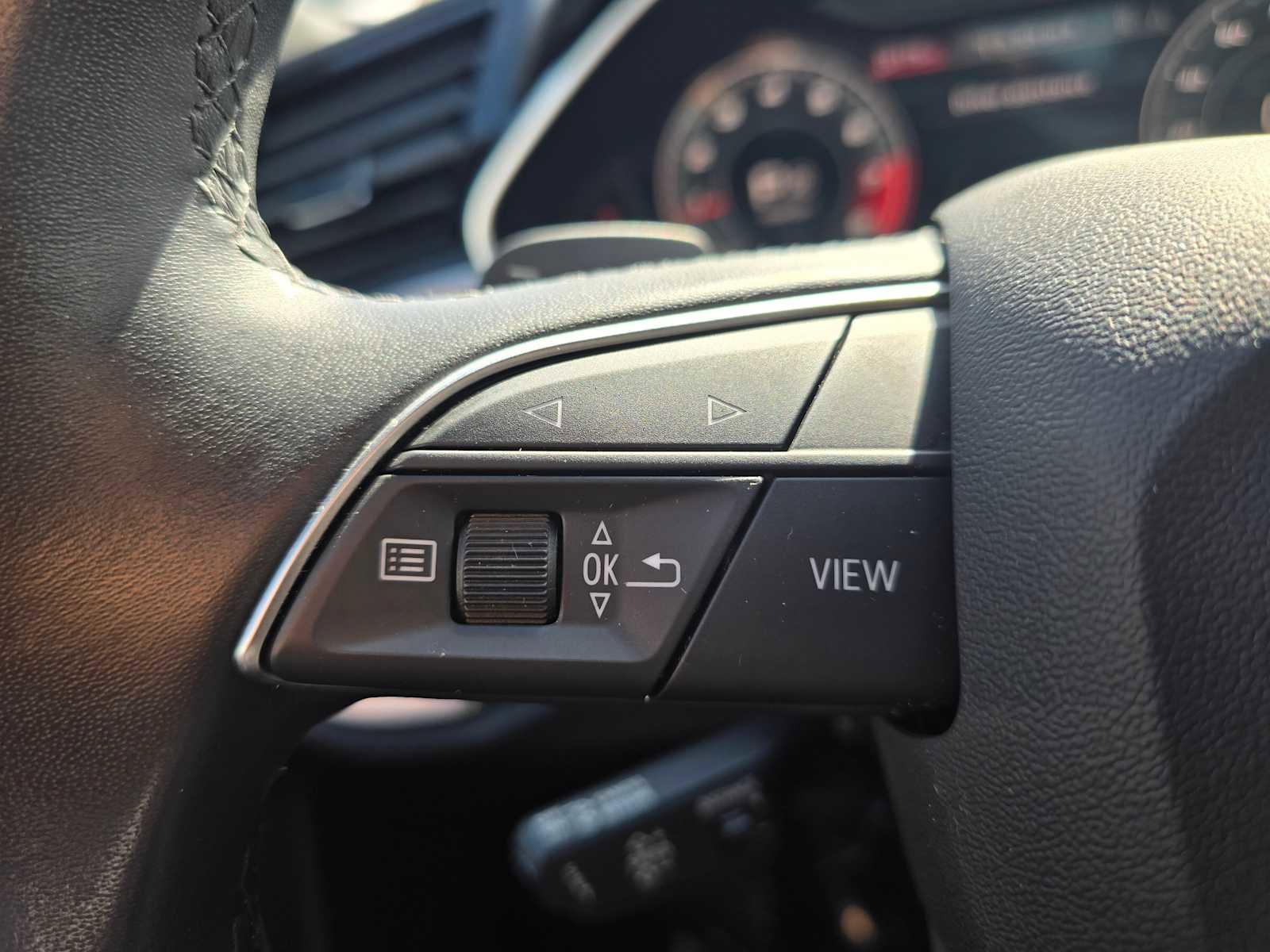 Used 2023 Audi Q3 2.0T Premium Plus w/ Premium Plus Package image 33