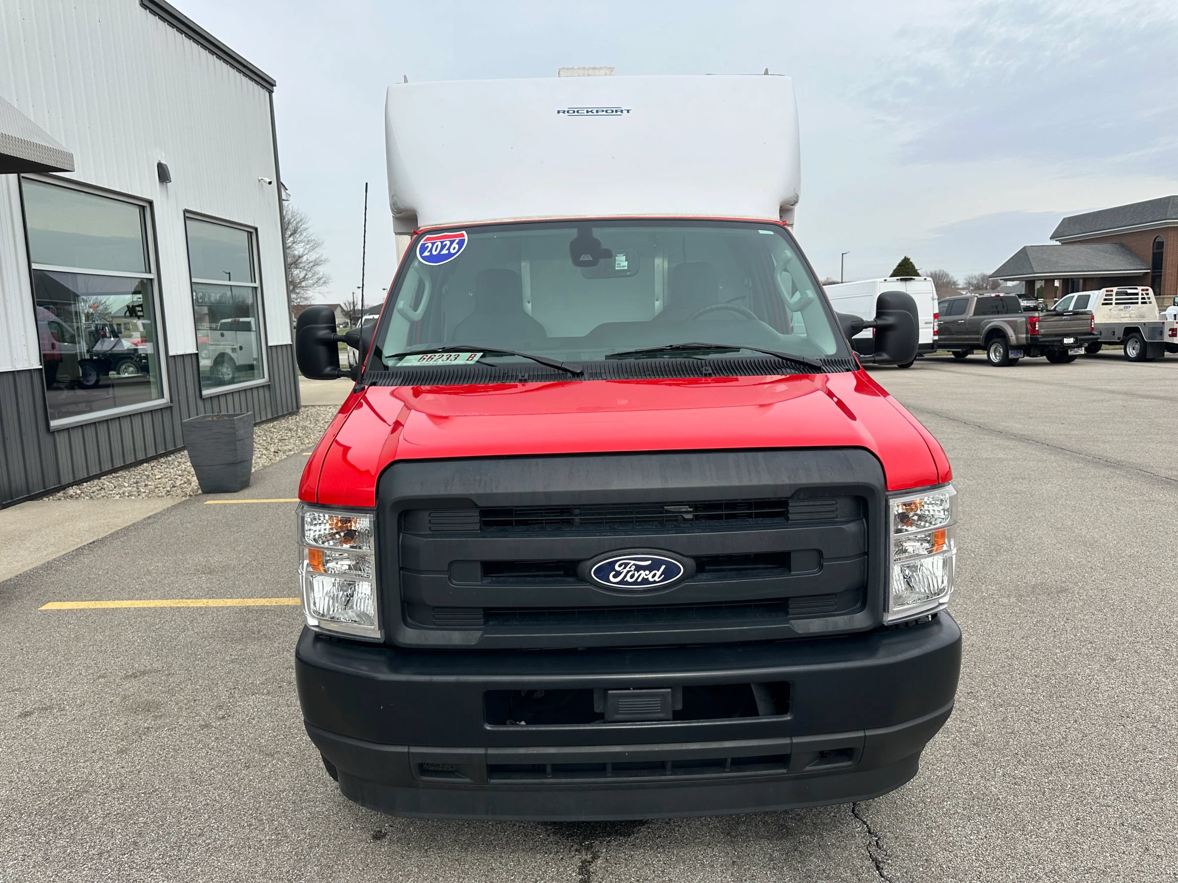Used 2026 Ford E-350 and Econoline 350 Super Duty w/ Interior Upgrade Package RWD image 18