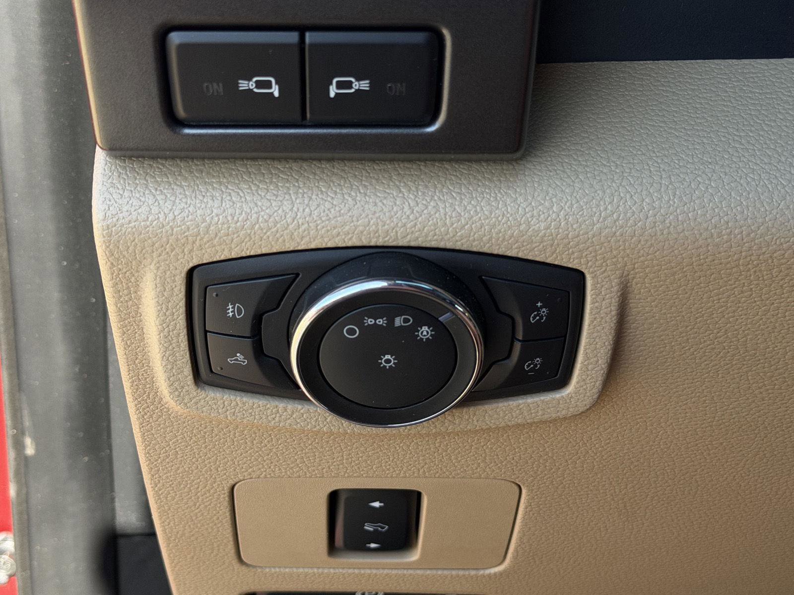 Used 2021 Ford F250 XLT w/ XLT Premium Package image 22