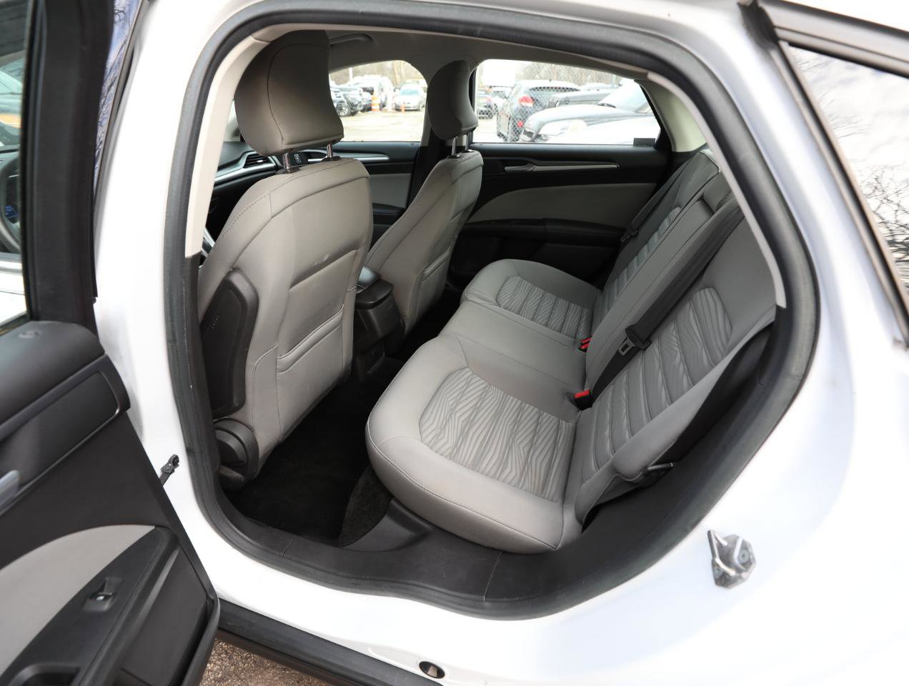 Used 2016 Ford Fusion S FWD image 12