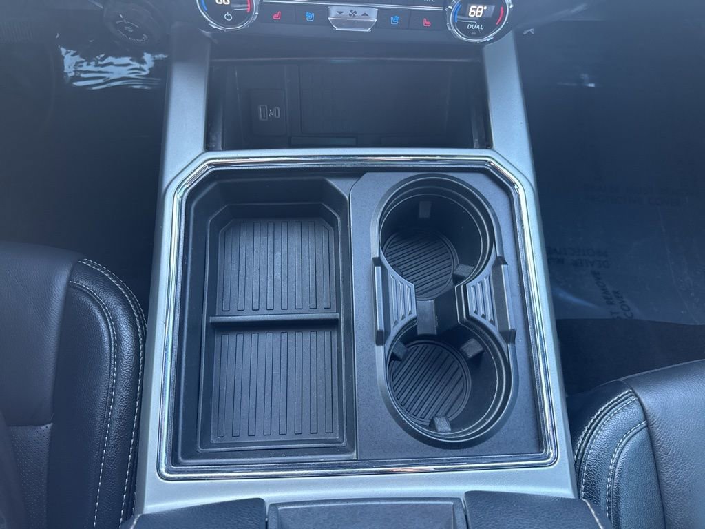 Certified 2022 Ford F350 Lariat w/ Black Appearance Package image 30