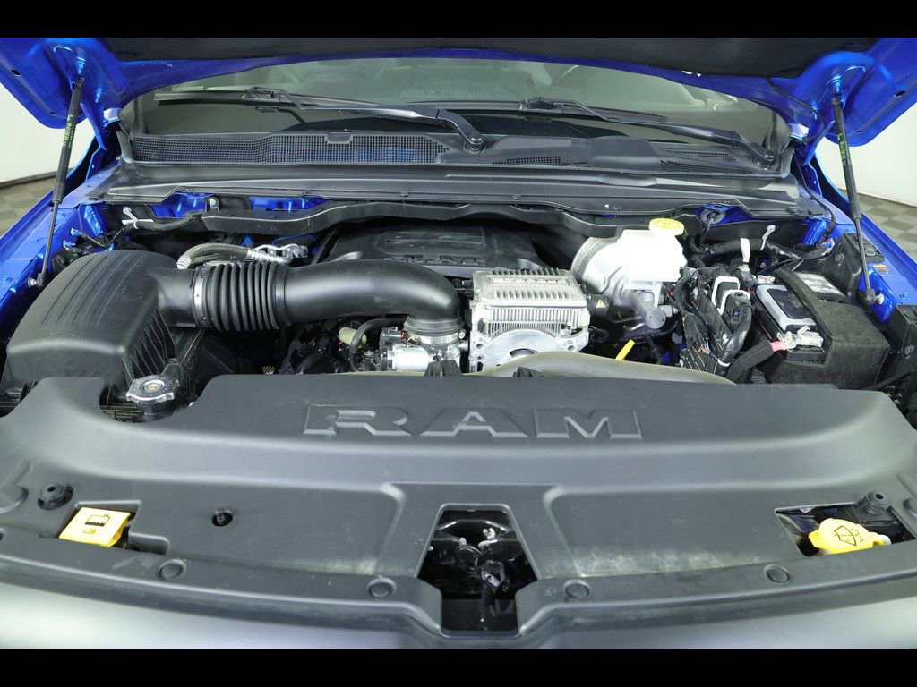Used 2023 RAM 1500 Big Horn AWD/4WD image 18