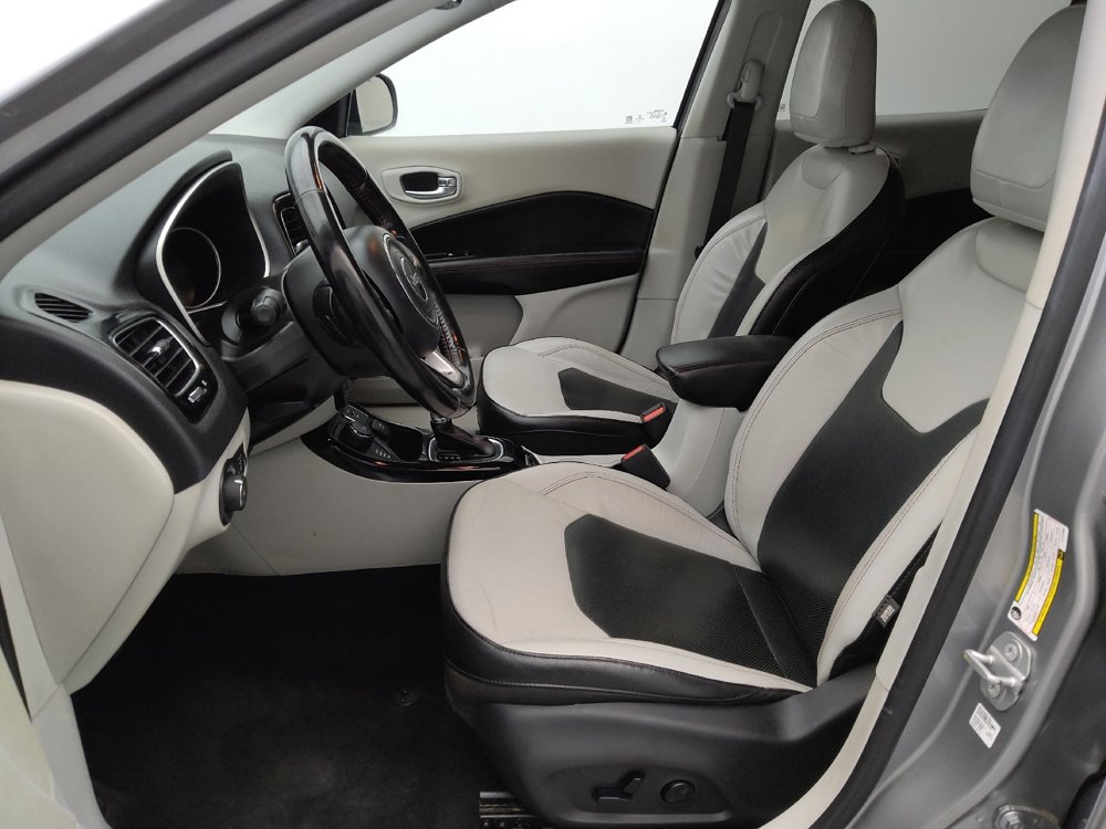 Used 2020 Jeep Compass Limited image 17