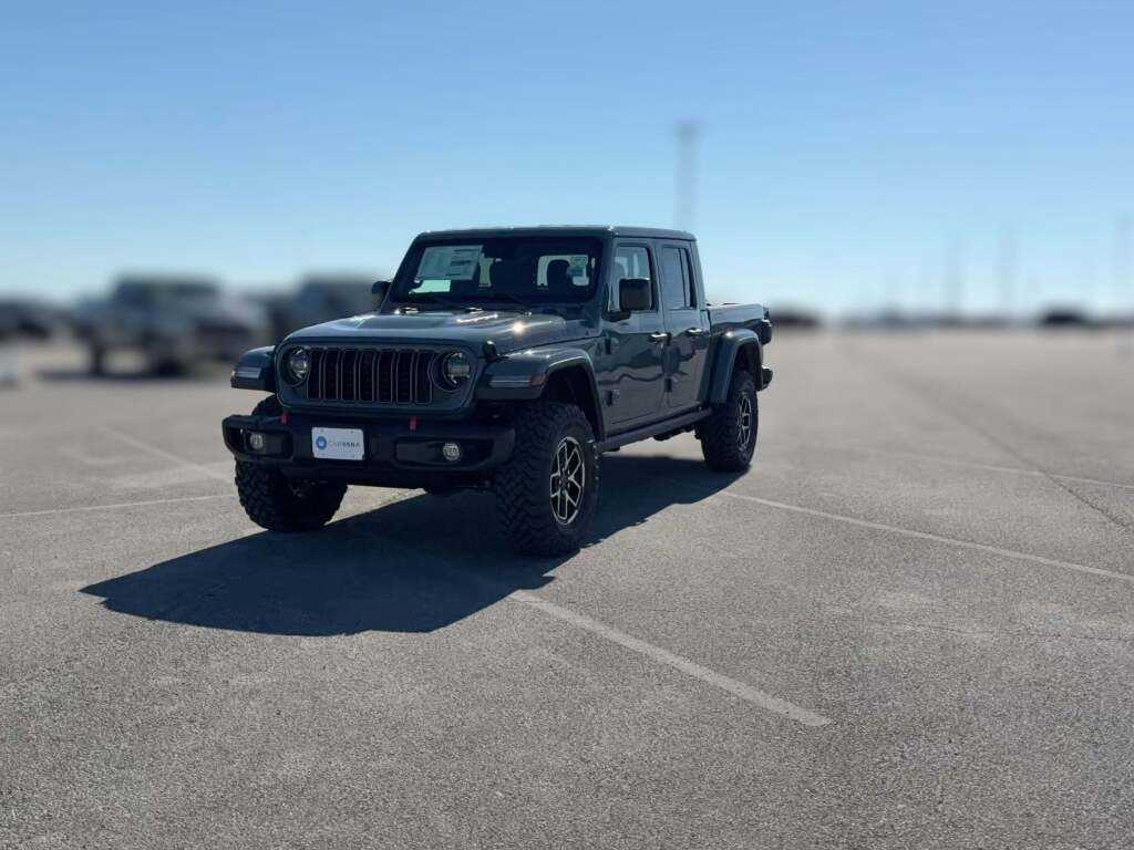 New 2025 Jeep Gladiator Rubicon image 3