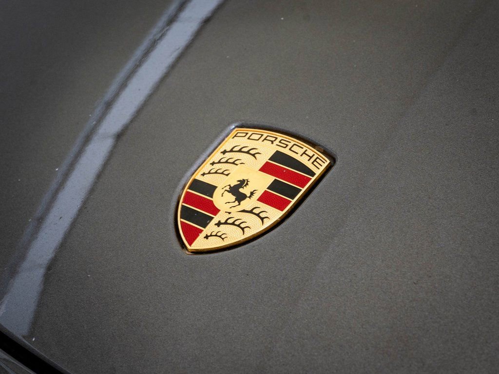 Used 2018 Porsche 718 Cayman S image 13