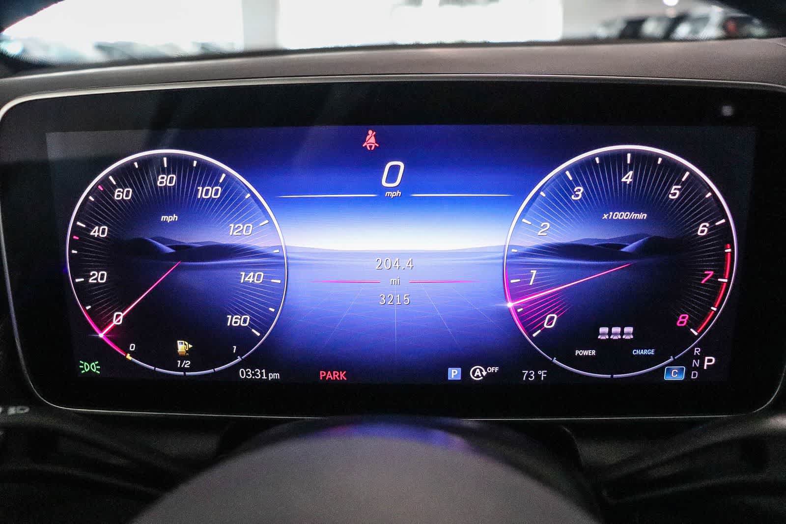 Used 2025 Mercedes-Benz GLC 300 4MATIC image 25