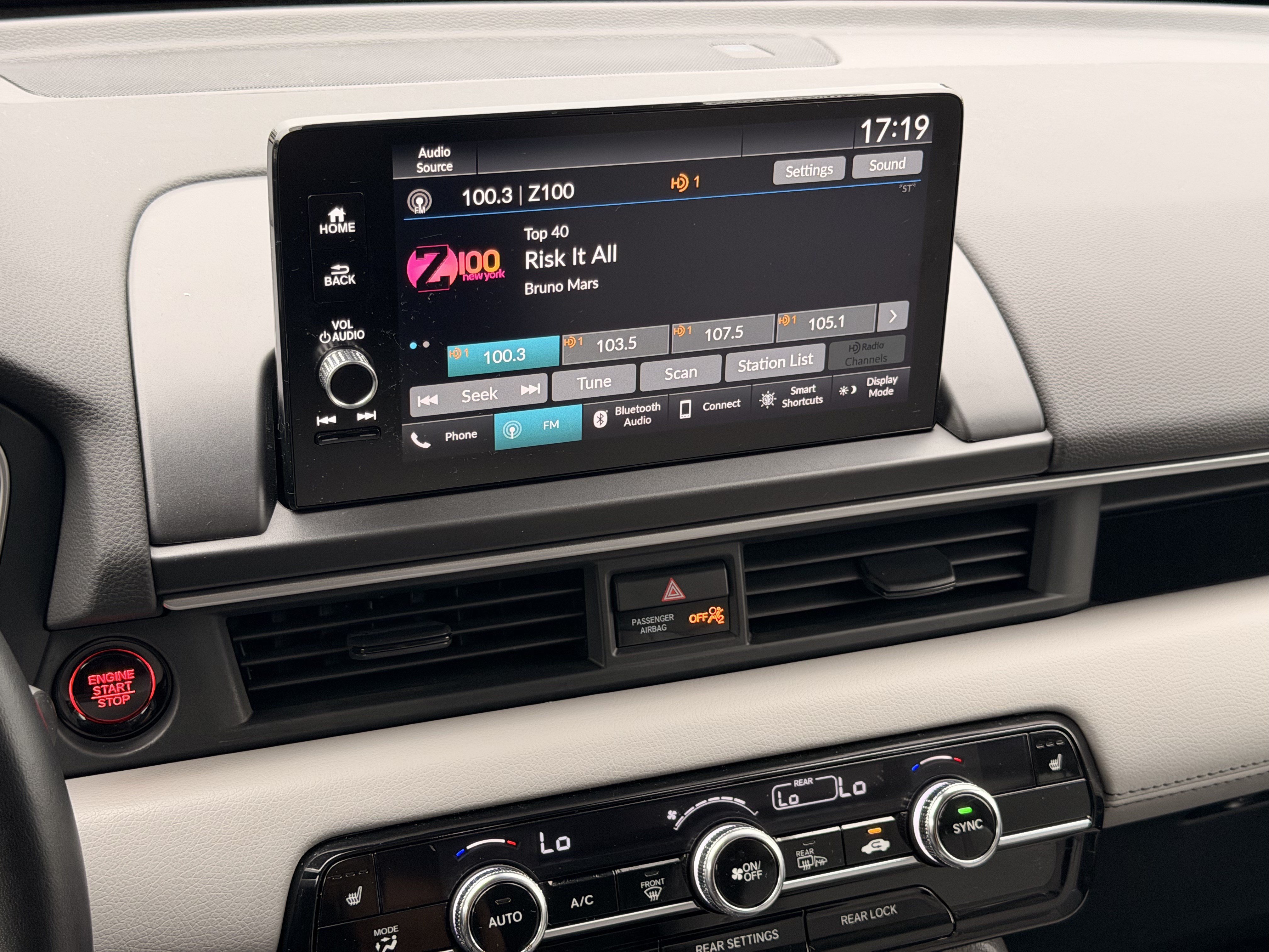 Certified 2023 Honda Pilot EX-L image 22