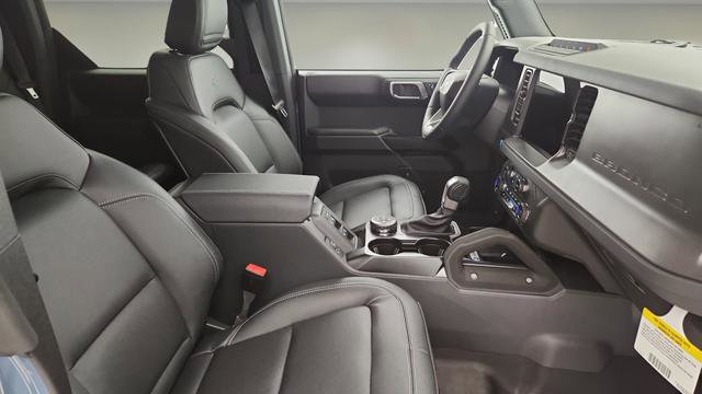 New 2025 Ford Bronco Badlands image 24