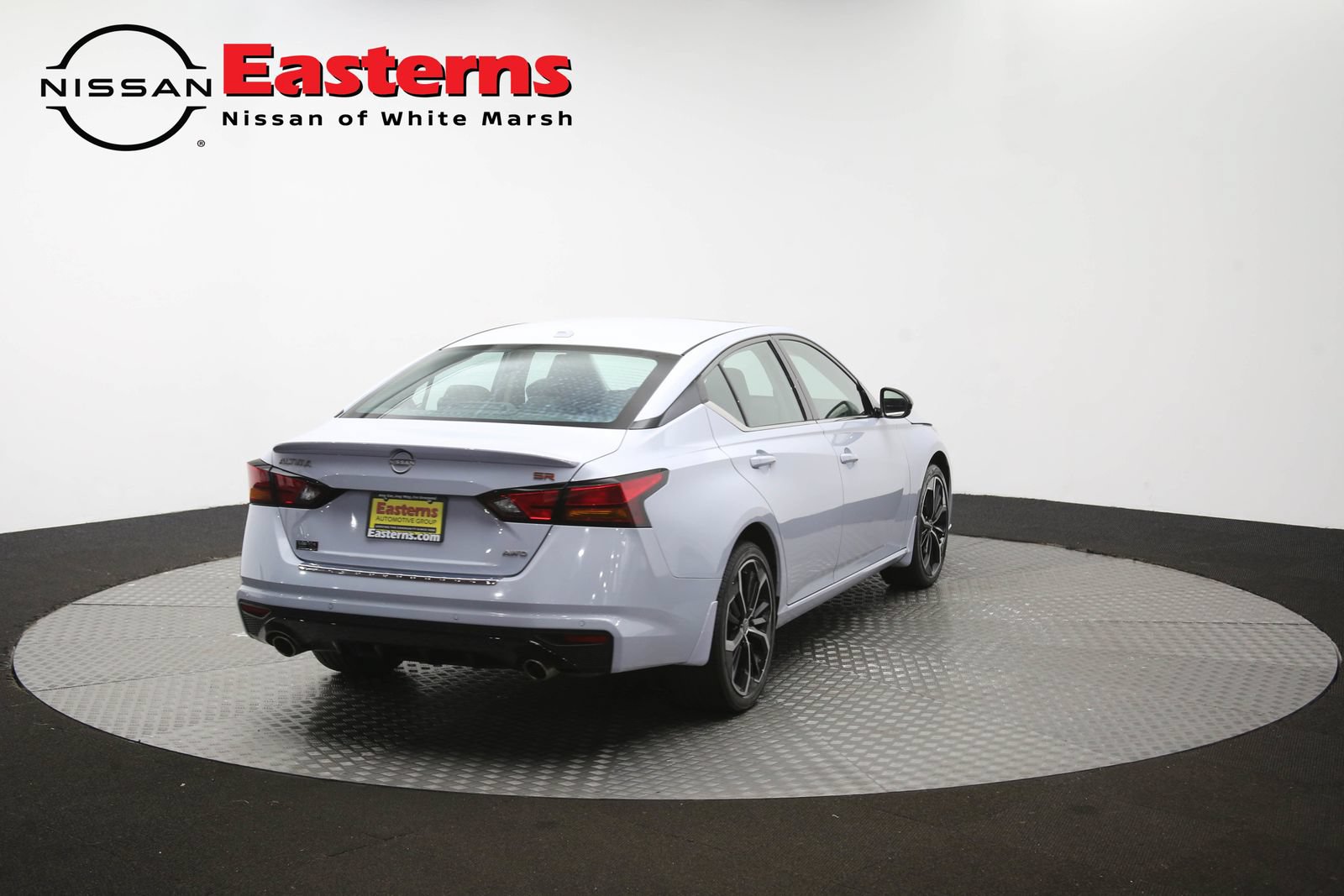 Used 2023 Nissan Altima 2.5 SR AWD/4WD image 40