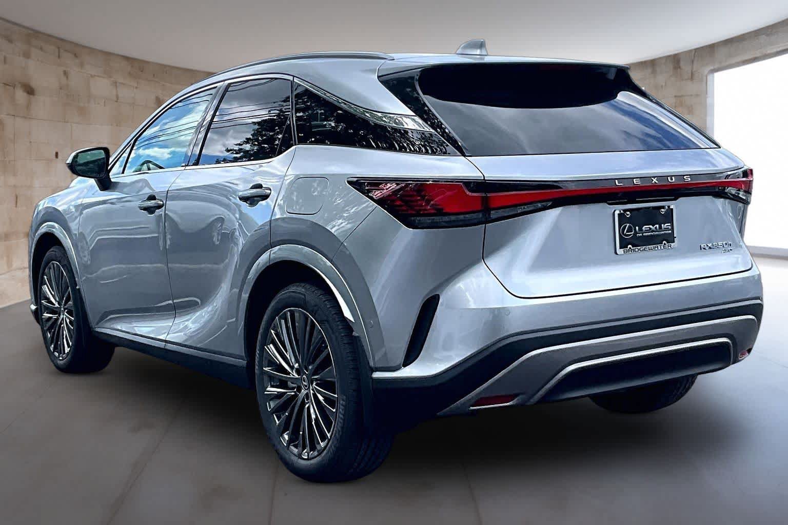 New 2026 Lexus RX 350 w/ Convenience Package AWD/4WD image 3