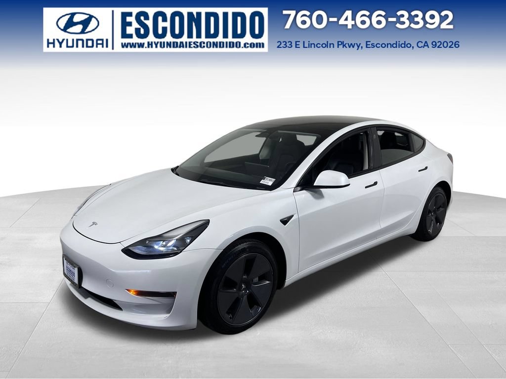 Used 2023 Tesla Model 3 Standard Range RWD image 1