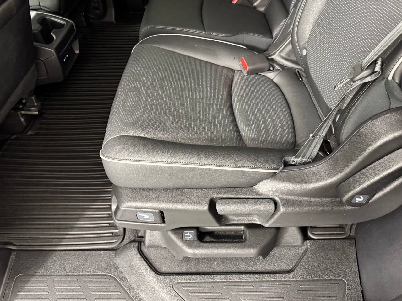 Used 2025 Honda Odyssey Elite image 27