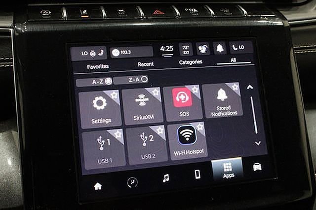 Used 2023 Jeep Grand Cherokee Altitude image 36